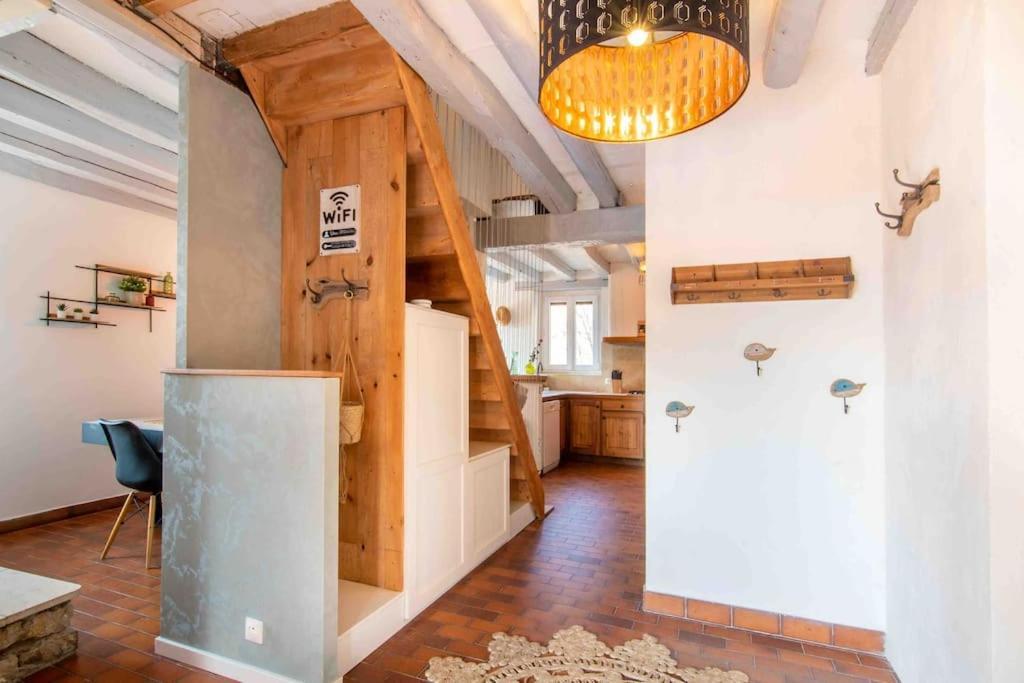 La Ferme Du Chateau Venon  Extérieur photo